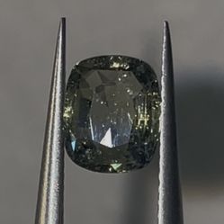 1.0Ct Natural Green Sapphire From Sri Lanka