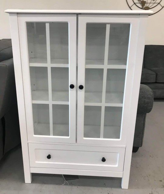 Brand New 💥 Cheap Accent Cabinet / White Color 