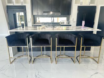 Brand new Beautiful velvet bar stools high quality super luxury and comfortable