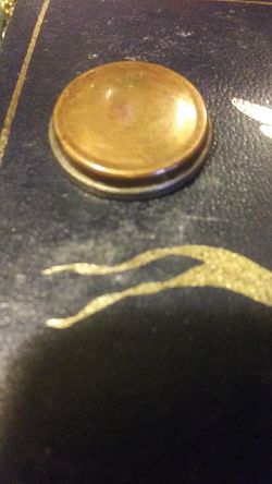 Best offer...A 1989 D nickel is a trick coin is what I hace found out squirts water