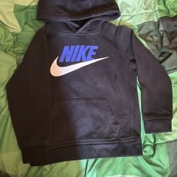 Nike Hoodie 6Y