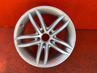 2012 - 2014 Mercedes Benz C250 C300 C350 17x7.5 Front Alloy Wheel OE A(contact info removed)