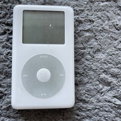 Used Apple iPod Classic 4th Generation - 20GB