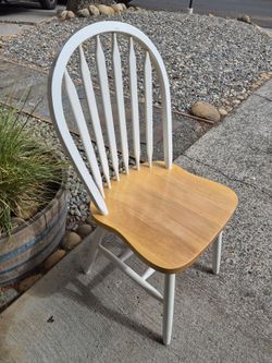 🪑Single Solid Wood/Extra Holiday CHAIR-Excellent Condition!