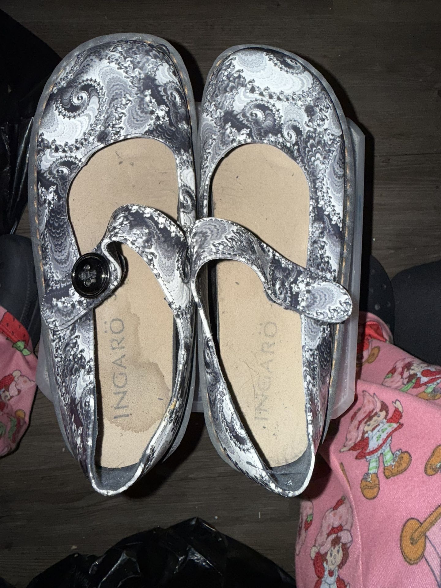 Ingarö Mary Jane Nursing Shoes