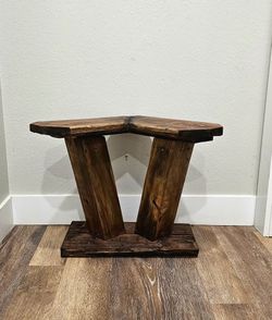 Handmade Wooden Plant Stand using reclaimed wood
