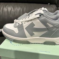  Brand New Off White Out Of Office - Size 41 (EU)