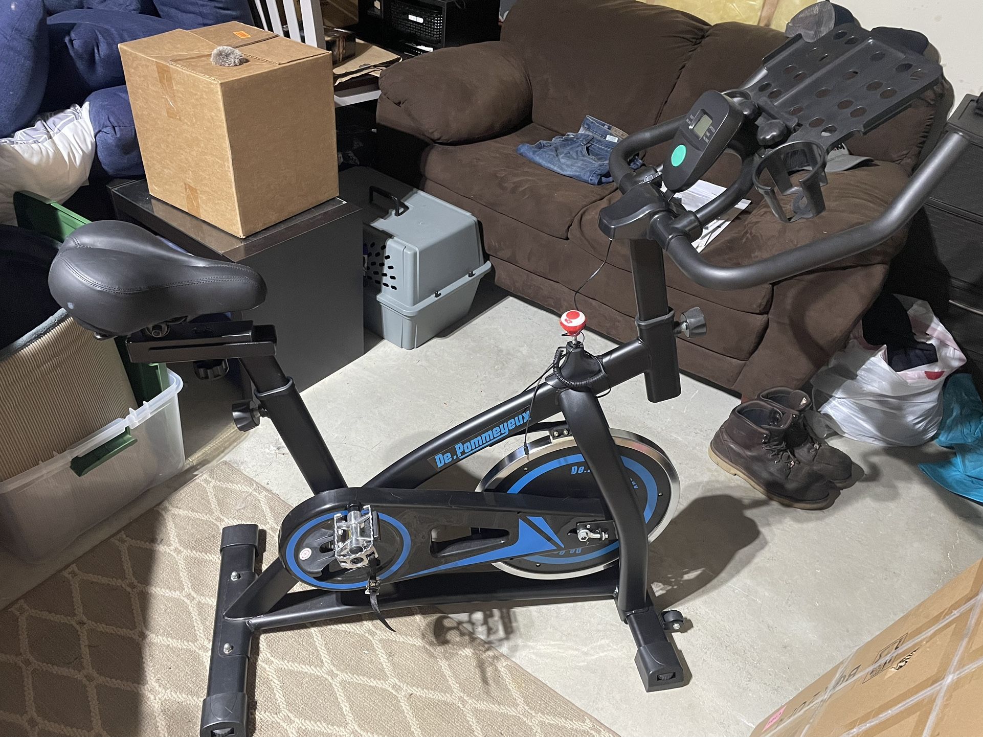 De.Pommeyeux Stationary Indoor Cycling Exercise Bike