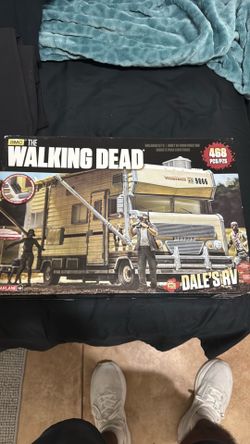 The Walking Dead Dale’s RV 14528