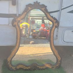 Vintage ornate wall mirror black/gold