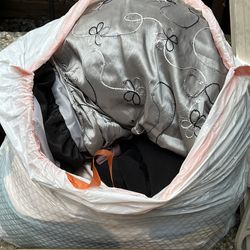 Men and women’s clothing free