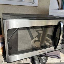Counter Top Microwave 