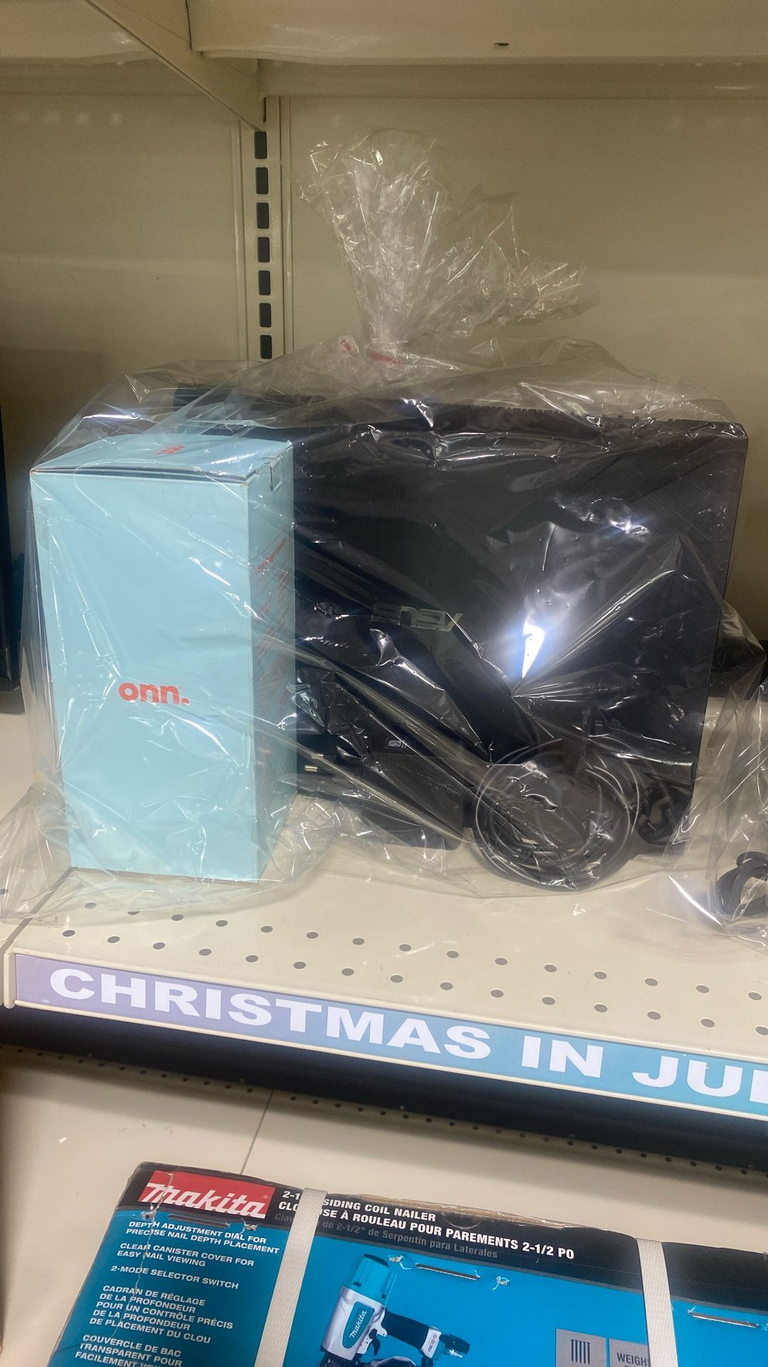 Zeus Gaming Laptop With Onn Speaker Included