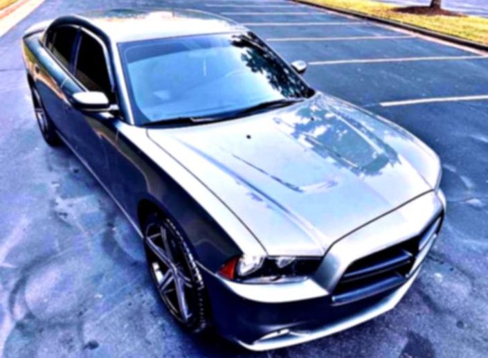 Good MPG _'12 Dodge SXT V6