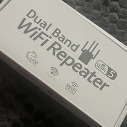 WiFi Repeater Signal Extender, Extends Coverage to 12880 Sq.ft, Handles 105 Devices, Dual-Band 5GHz/2.4GHz Wireless Repeater Amplifier, WiFi Extender 