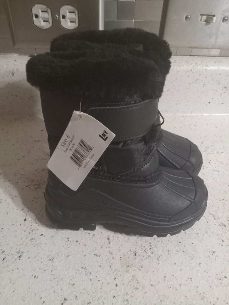 Girls Winter Boots,black Size 6 New, Quality Made