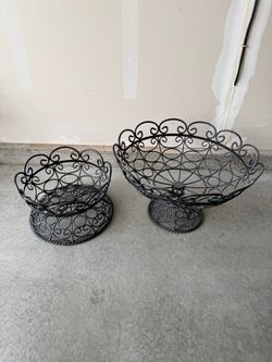 Set of 2 Black Metal Scroll Wire Baskets