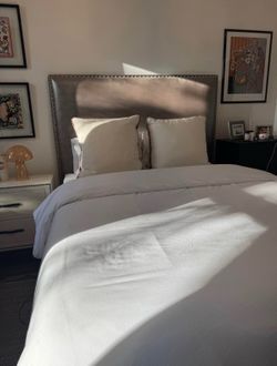 Queen Bed