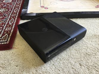 Xbox 360 with 13 games