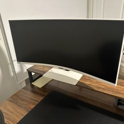 Samsung 34” Curved Computer Monitor, Thunderbolt 4