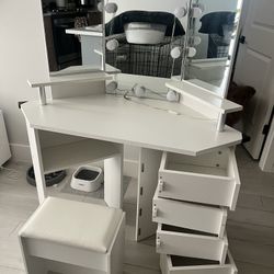 Makeup Vanity