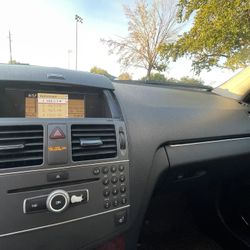 2011 Mercedes-Benz C 300