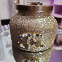 Beautiful Glittery Gold Candle 