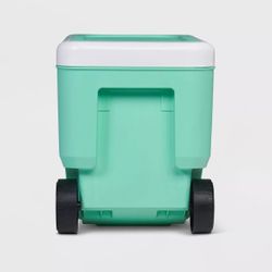 Igloo Wheelie Cool 38qt Rolling Cooler