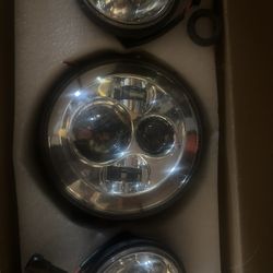 LED Headlight + Turn Signal Lights – 2012 Road King Classic