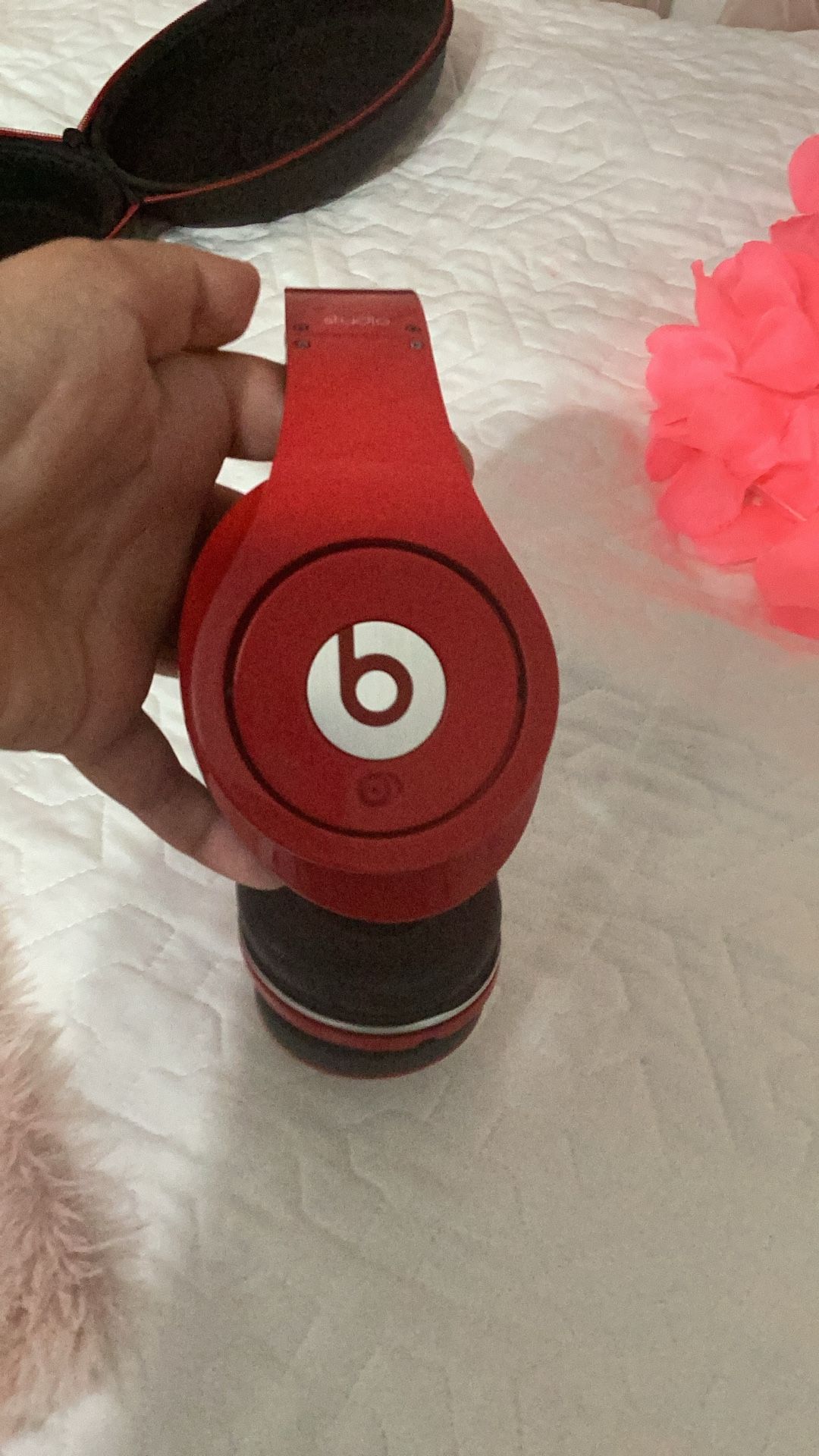 Beats Studio 1.0 (1st Gen) Wired Over-Ear Headphones - Red ( NO WIRE)