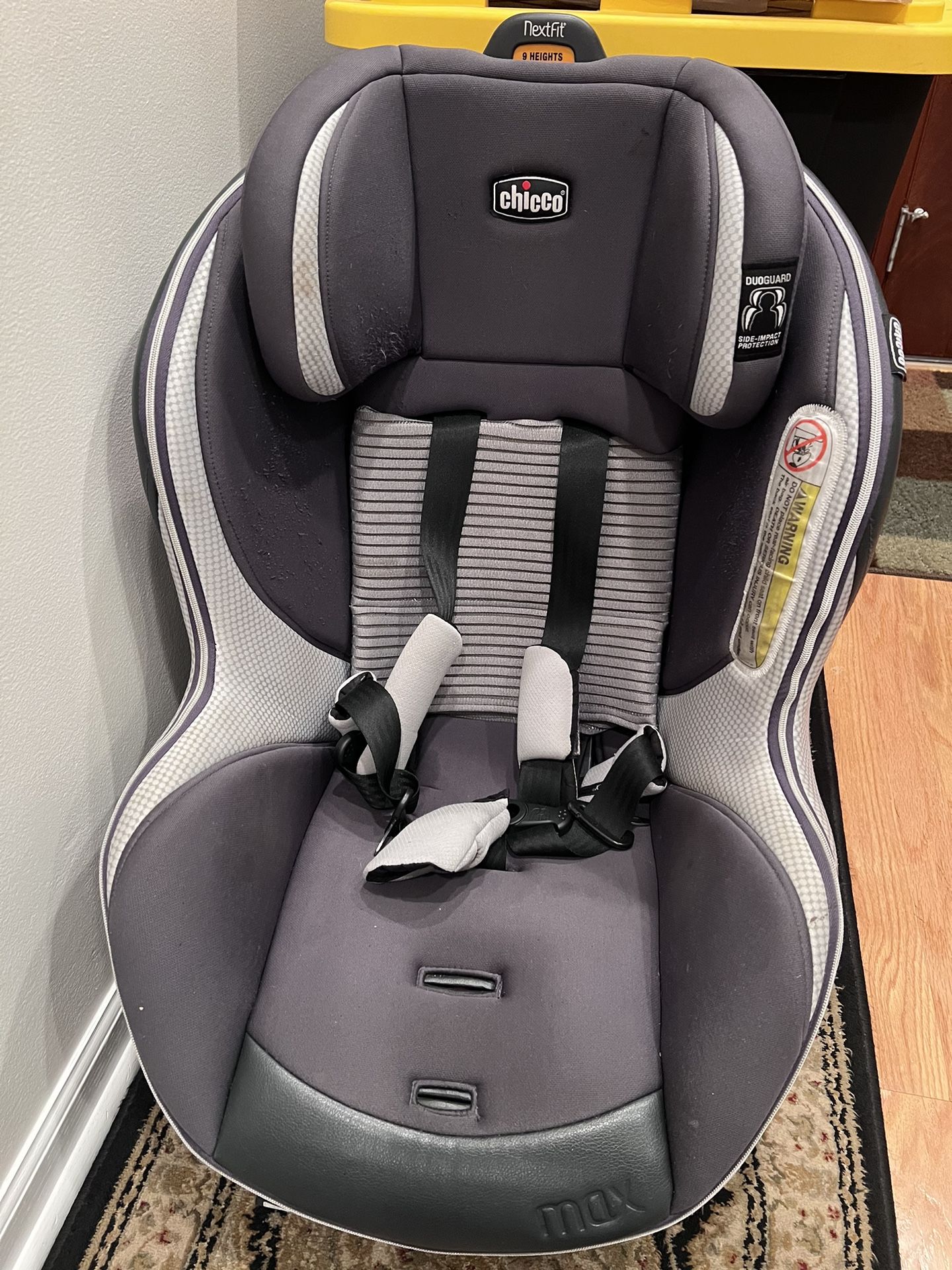 Chicco NextFit Zip Convertible Car Seat, Rear-Facing Seat for Infants 5-40 lbs., Forward-Facing Toddler Car Seat 25-65 lbs., Baby Travel Gear | Carbon