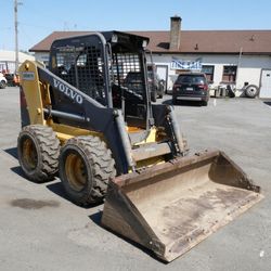2004 Volvo MC110