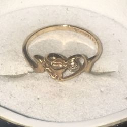 10k Heart Ring With Diamond 