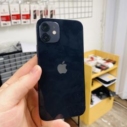 Apple iPhone 12