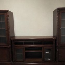 Tv Entertainment Center PICK UP ONLY