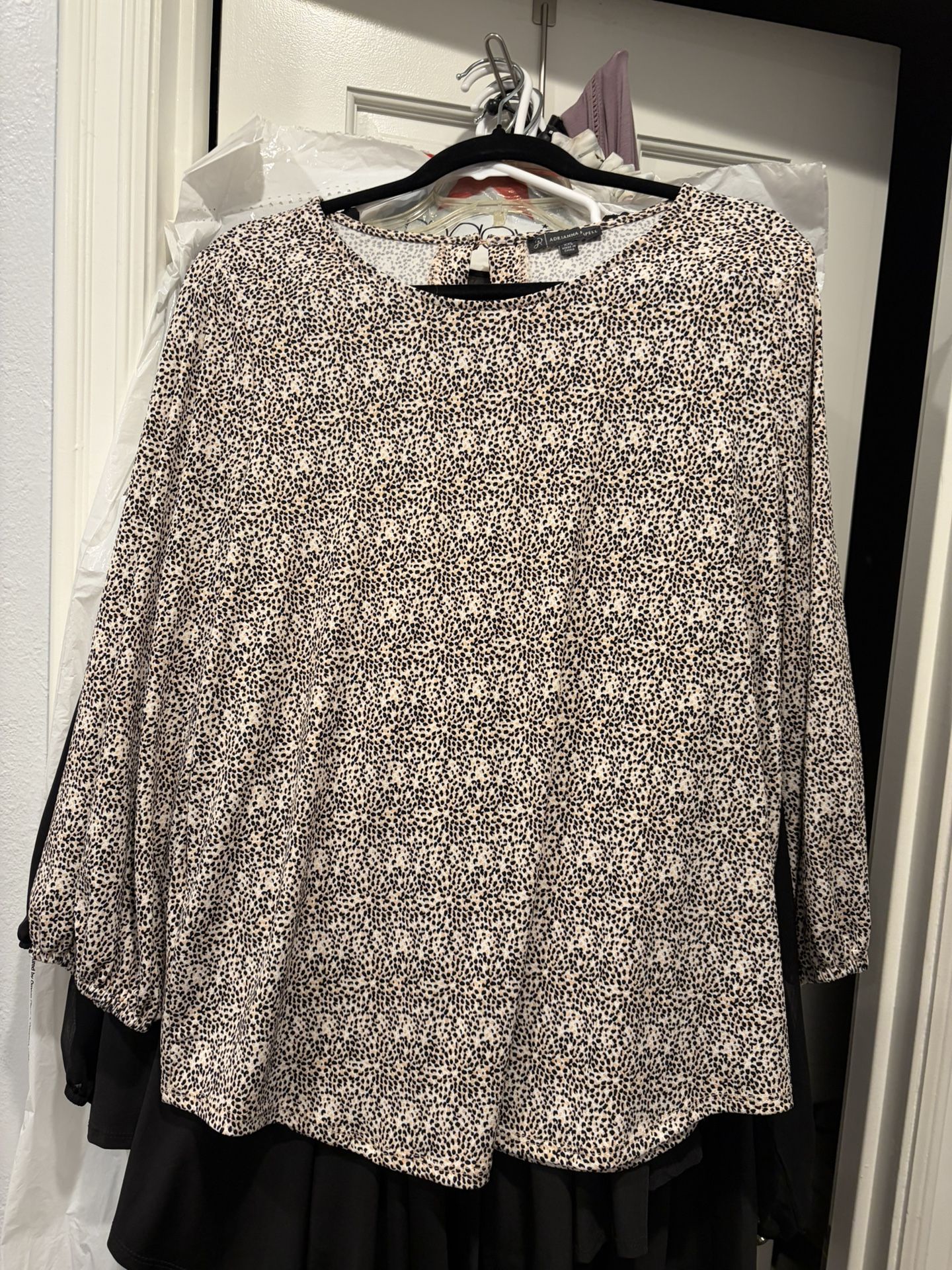 Women’s XXL Work Blouse