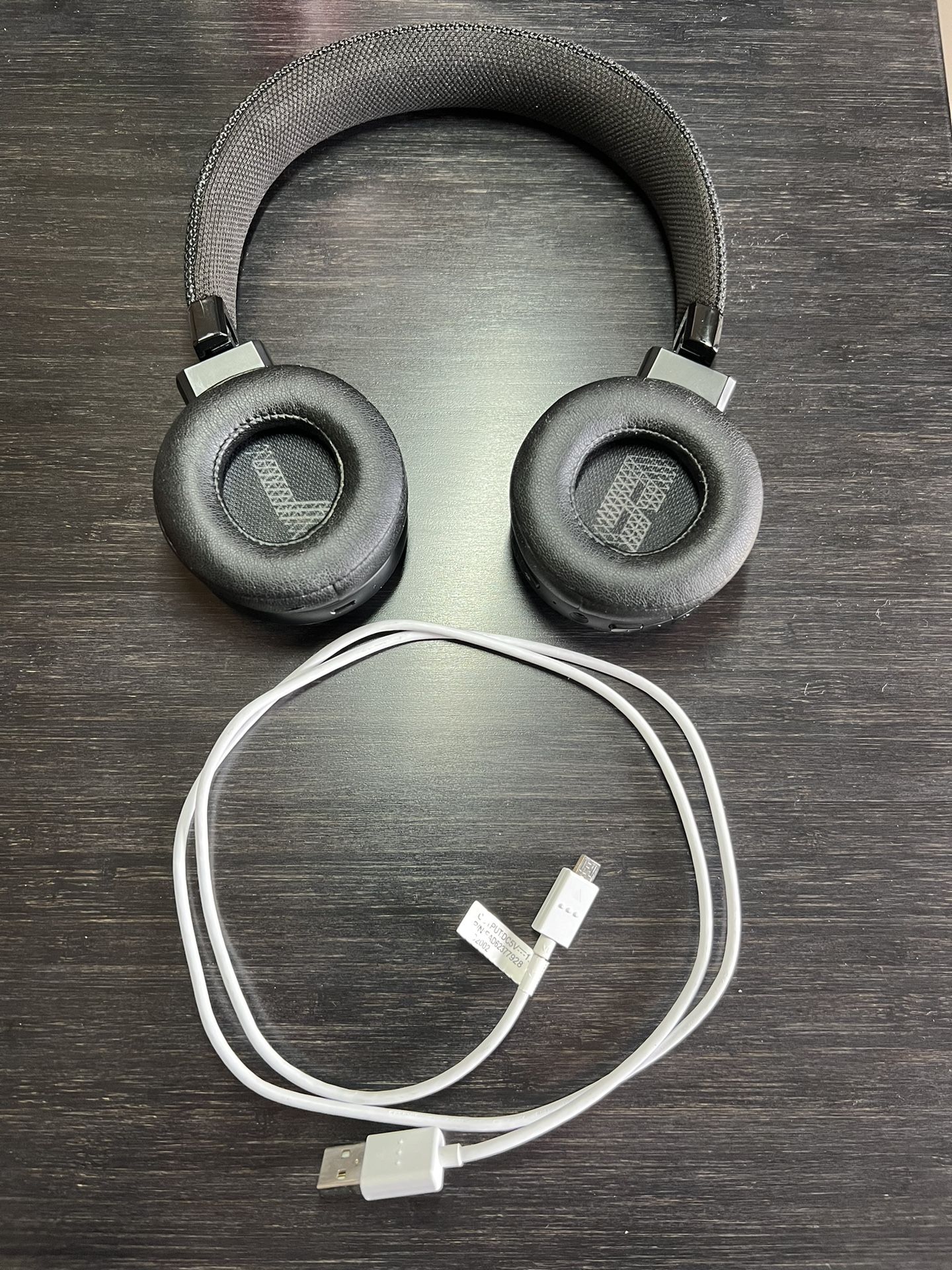 JBL Live Wireless Noise Canceling Headphones