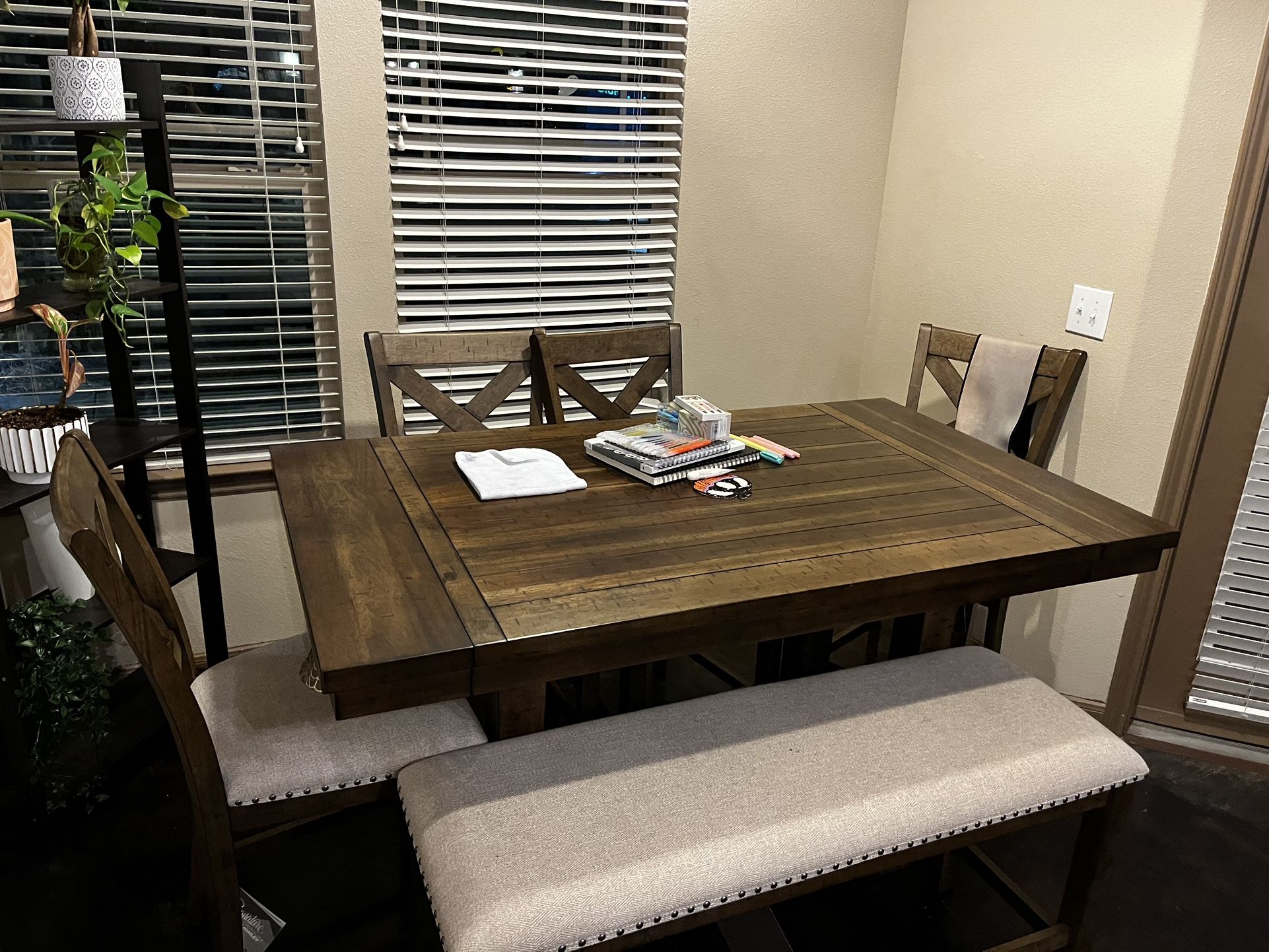 7 Pc Dining Table 