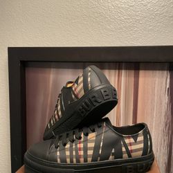 New Black Burberry Shoes 
