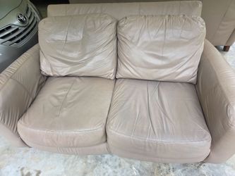 Broyhill Tan Leather Sofa & Loveseat