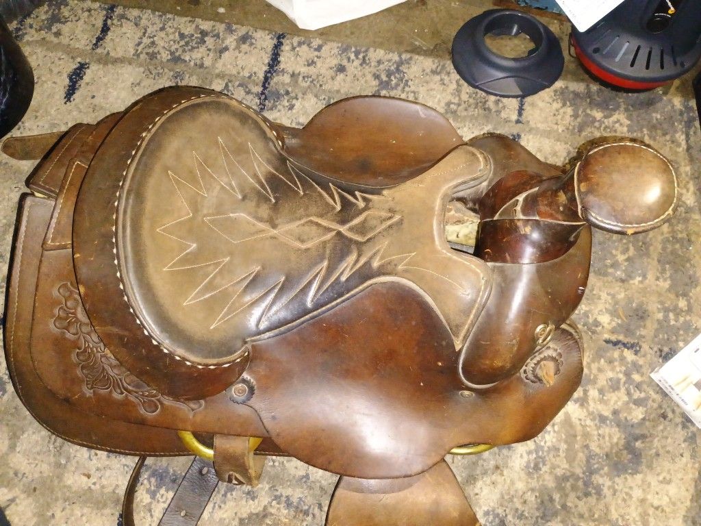 Horse Saddle-the Saddle King Of Texas
