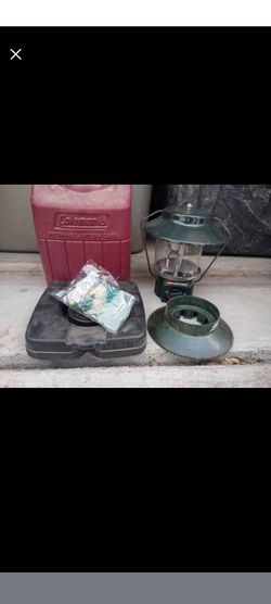 Coleman dual mantle lantern model 5154b700 with case