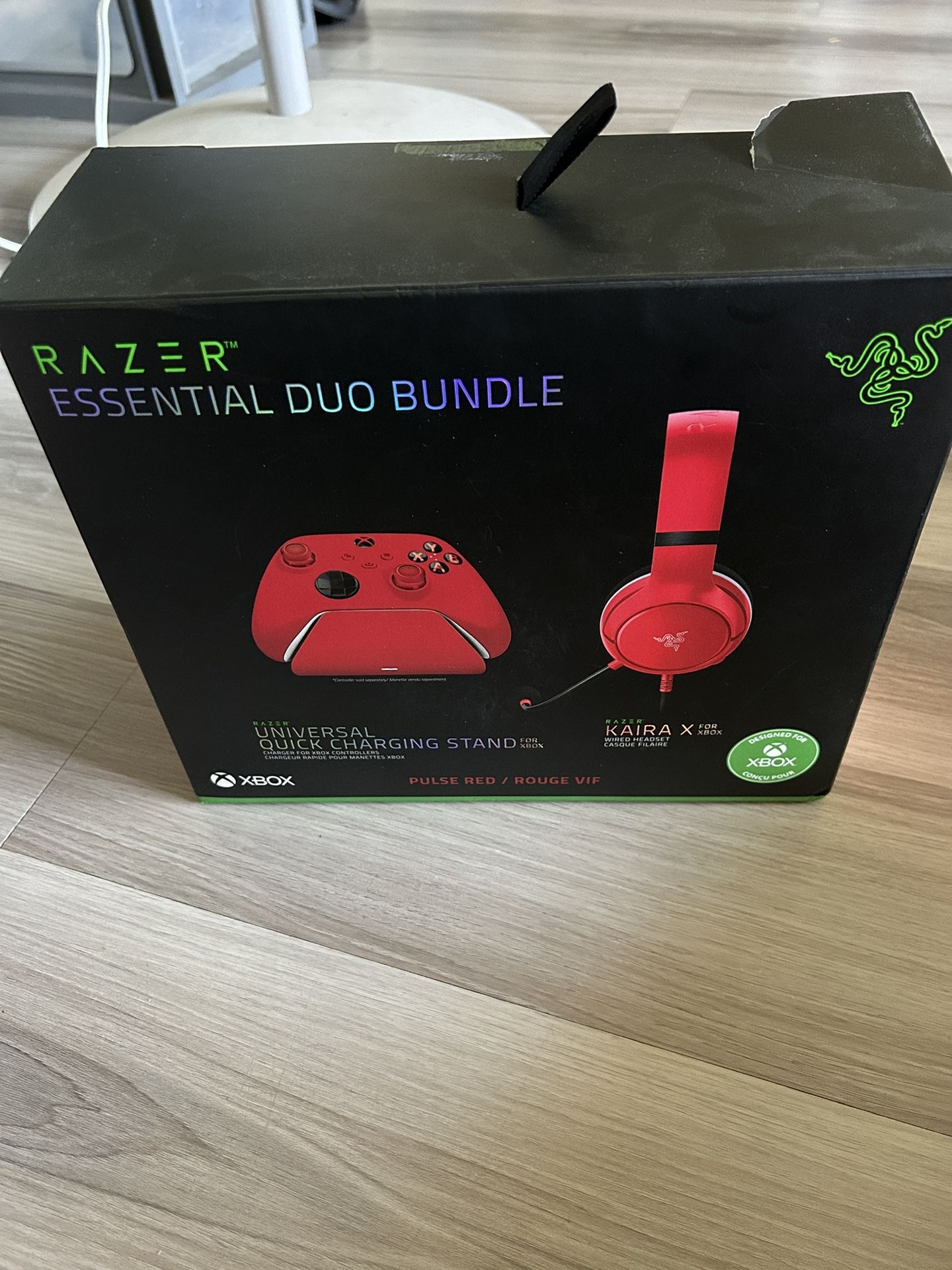  Razer Gamer Headphones & Dock Bundle