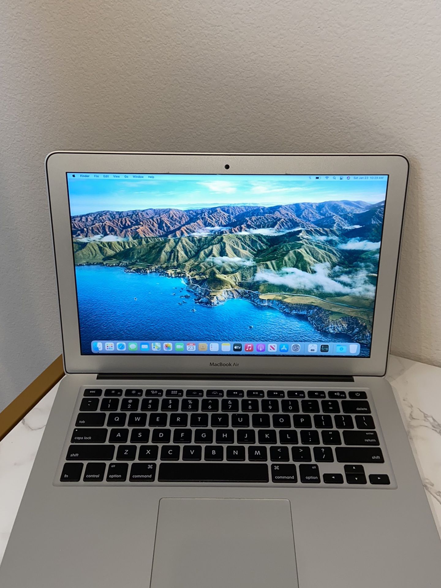 2015 MacBook Air - 128GB SSD