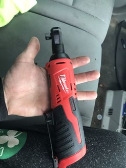Milwaukee m12 1/4 ratchet never used