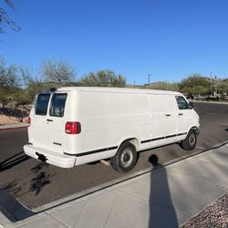 2000 Dodge Ram Van 3500