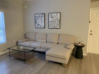 Light Gray Sectional Sofa with Chaise