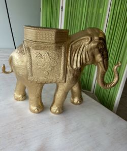 Rare gold elephant planter