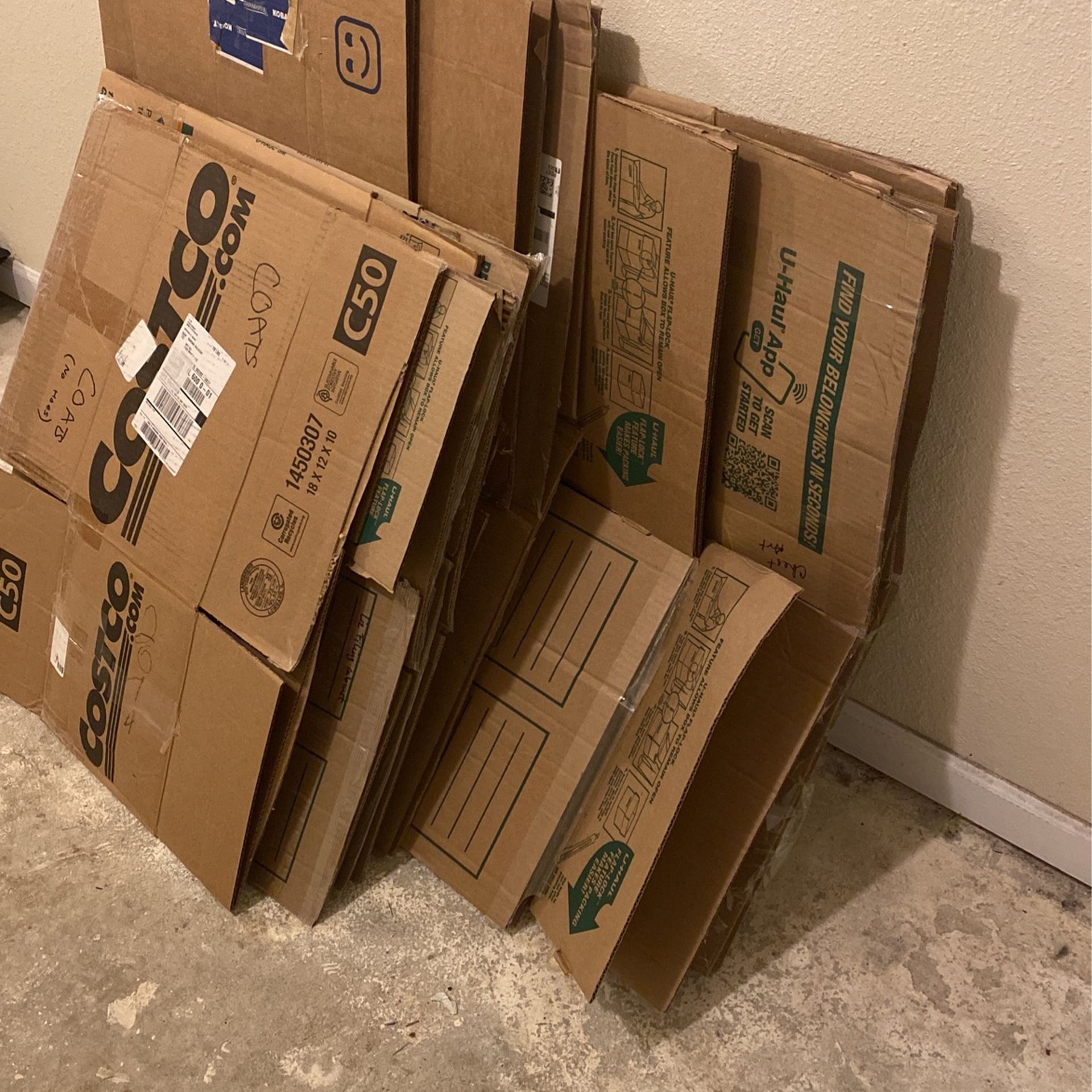 Pending- Free Moving/Packing Boxes