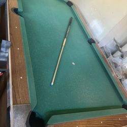 Free pool table